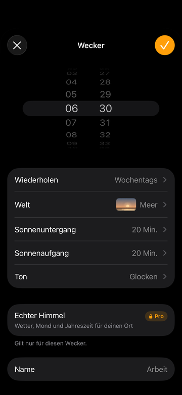 Wecker bearbeiten in Sunwake: oben das Zeitrad, darunter je eine Zeile für Wiederholen, Welt, Sonnenuntergang, Sonnenaufgang und Ton, dann Echter Himmel und Name.